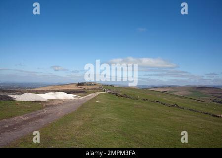 Bowstonegate près de Lyme Park lors d'un jour de printemps brillant Cheshire Angleterre Banque D'Images