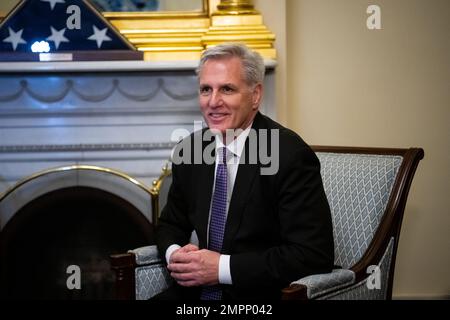 Washington, États-Unis. 31st janvier 2023. Président de la Chambre Kevin McCarthy (R-CA) avant une rencontre avec le roi Abdullah II de Jordanie, aux États-Unis Capitole, à Washington, DC, le mardi, 31 janvier, 2023. (Graeme Sloan/Sipa USA) Credit: SIPA USA/Alay Live News Banque D'Images