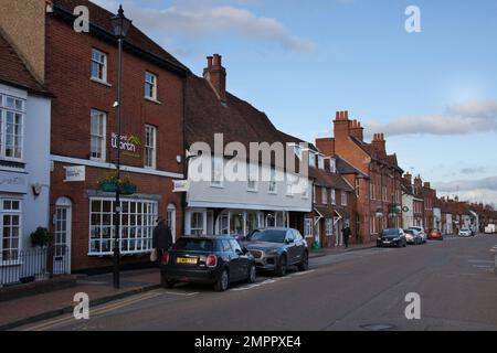 Vue sur Rose Street à Wokingham, Berkshire au Royaume-Uni Banque D'Images