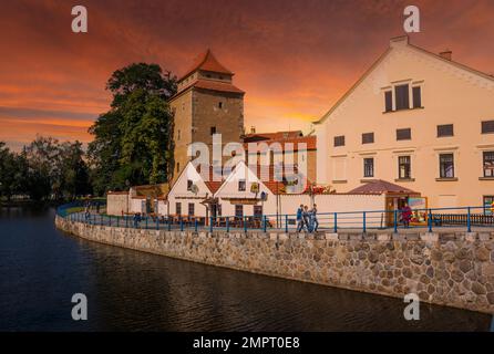 Tour de la jeune fille de fer (Zelezna panna - en tchèque) sur le Zatkov Embankment Ceske Budejovice, Tchéquie Banque D'Images