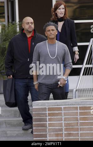 EXCLUSIF !! Paul Delvecchio, star de « Jersey Shore », alias DJ Pauly D, quitte les studios « Chelsea dernièrement » après une apparition à Los Angeles, Californie. 11th janvier 2012. Banque D'Images