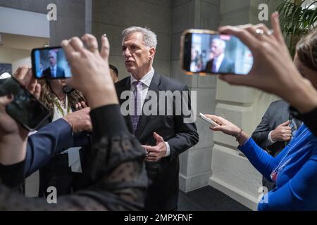 Washington, États-Unis. 31st janvier 2023. Le président de la Chambre des représentants, Kevin McCarthy, parle aux médias aux États-Unis Capitole à Washington, DC mardi, 31 janvier 2023. Photo de Ken Cedeno/UPI crédit: UPI/Alay Live News Banque D'Images