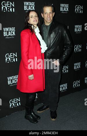 Juliet Lewis et Kenneth Cole au Gen Arts Kenneth Cole Black Party pendant le Sundance film Festival. Park City, Californie 01/23/2010. Banque D'Images