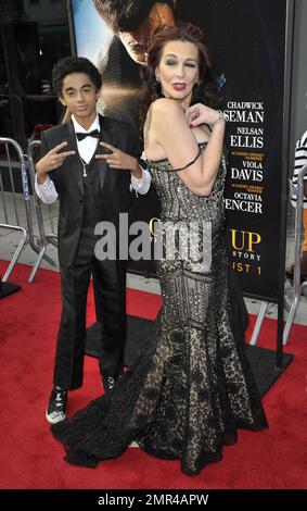 James Brown II et Tomi Rae à la première « Get On Up » au Apollo Theatre. New York, New York 21 juillet 2014. Banque D'Images