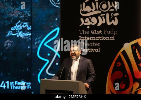 Téhéran, Téhéran, Iran. 31st janvier 2023. Le ministre iranien de la Culture et de l'orientation islamique, MOHAMMAD MEHDI ESMAILI, prend la parole lors de la cérémonie de clôture du Festival international du Théâtre Fajr 41 à la salle Vahdat, dans le centre-ville de Téhéran, en Iran, sur 31 janvier 2023. Le festival de théâtre fait partie d'une série d'événements marquant le 44th anniversaire de la Révolution islamique, marqué par 10 jours de cérémonies sponsorisées par l'État, surnommés la décennie de Fajr. (Credit image: © Rouzbeh Fouladi/ZUMA Press Wire) USAGE ÉDITORIAL SEULEMENT! Non destiné À un usage commercial ! Banque D'Images