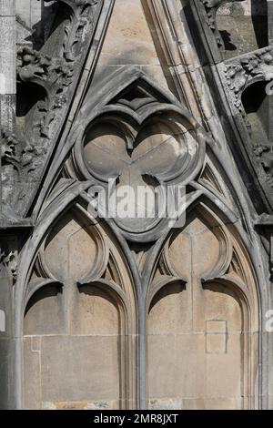 Cathédrale d'Ulm, ornementation sur la tour ouest, détails, Ulm, Bade-Wurtemberg, Allemagne, Europe Banque D'Images