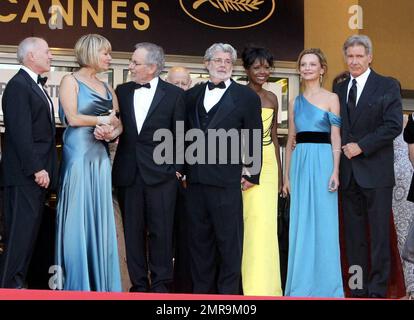 Le casting assiste à la première de 'Indiana Jones et le Royaume du crâne de cristal' au Festival de Cannes. Cannes, France. 5/18/08. Banque D'Images