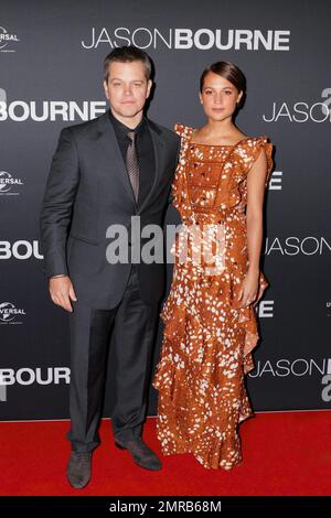 Matt Damon et Alicia Vikander à la première australienne de « Jason Bourne » à Sydney, en Australie. 3rd juillet 2016. Banque D'Images