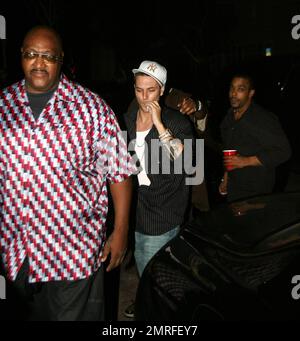 Exclusif !! Kevin Federline Dines, le mari de Britney Spear, à Nobu avant d'accueillir la boîte de nuit Mansion pour promouvoir son nouvel album "Playing with Fire". Miami, FL 11/17/06 tous Banque D'Images