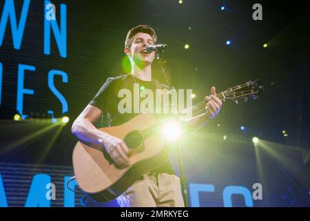 Shawn Mendes au BISS 108 Jingle ball, 14th décembre 2014 au TD Garden Banknorth de Boston. Banque D'Images