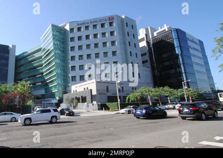 Vues générales du Centre médical Cedars Sinai où Lamar Odom, joueur de basket-ball et personnalité de la télé-réalité, est censé rester maintenant à Los Angeles, Californie sur 20 octobre 2015. Banque D'Images