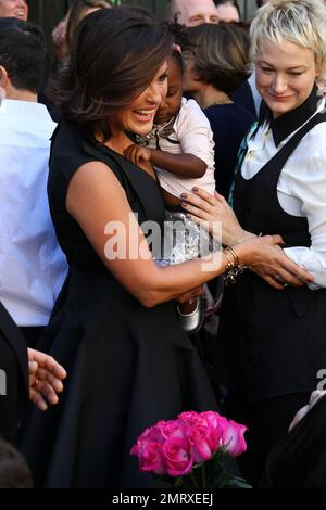 Mariska Hargitay, star de l'unité des victimes spéciales, lors du dévoilement de son étoile sur le Hollywood Walk of Fame. Los Angeles, Californie. 8th novembre 2013. Banque D'Images