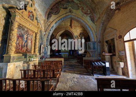 FRANCE. VAUCLUSE (84) ÉGLISE SAINT-MARTIN D'ANSOUIS. Banque D'Images