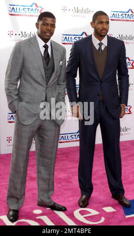 Joe Johnson et Al Horford, joueurs de la NBA, des Atlanta Hawks, posent pour les photographes sur le tapis rose avant le match All-Star de la NBA 2011 qui s'est tenu au Staples Center, où West a remporté 148-143 victoires à l'est. Los Angeles, Californie. 02/20/11. Banque D'Images