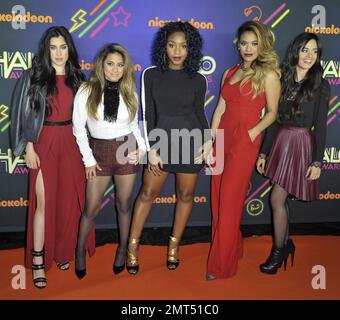 Lauren Jauregui, Ally Brooke Hernandez, Normani Hamilton, Dinah Jane Hansen et Camila Cabello de «Fifth Harmony» lors des prix Nickelodeon HALO 6th qui se tiennent au Pier 36 à New York, NY. 15 novembre 2014. Banque D'Images