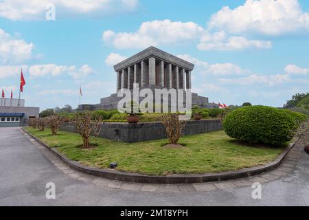 Hanoï, Vietnam, janvier 2023. Vue panoramique sur le mausolée de Ho Chi Minh dans le centre-ville Banque D'Images
