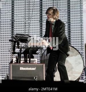 Jarvis Cocker of Pulp se produit au deuxième jour du Reading Festival 2011. Reading, Royaume-Uni. 27th août 2011. Banque D'Images