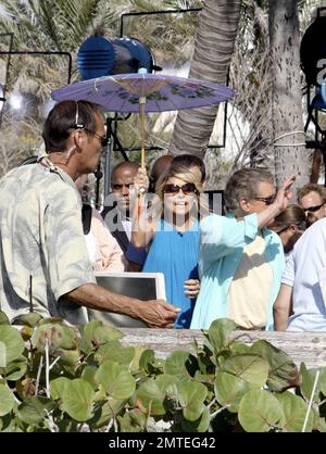 Kelly Ripa et Regis Philbin organisent leur émission « Live with Regis and Kelly » en direct à l'hôtel Fontainebleau de Miami Beach, en Floride. 5/6/09. Banque D'Images