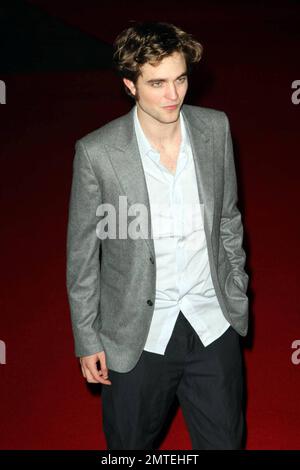 Robert Pattinson à la première britannique de « Remember Me » à Leicester Square. Londres, Royaume-Uni. 3/17/10. Banque D'Images