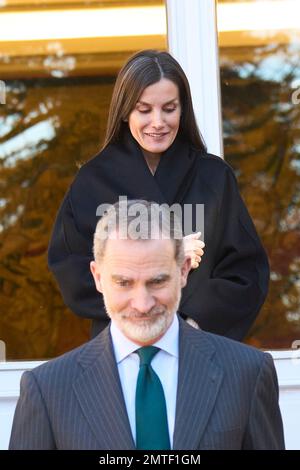 Madrid. Espagne. 20230201, le roi Felipe VI d'Espagne, la reine Letizia d'Espagne assiste à une audience de la session plénière de la Commission nationale pour la commémoration du bicentenaire de la police nationale. Au Palais Zarzuela sur 1 février 2023 à Madrid, Espagne Banque D'Images