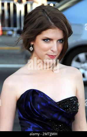 L'actrice Anna Kendrick arrive à la première 'scott Pilgrim vs the World' au Grauman's Chinese Theatre à Hollywood, CA. 7/27/10. Banque D'Images