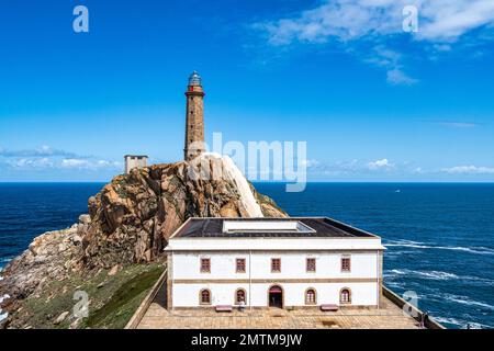 Phare de Cabo Vilan près de Camarinas en Galice, Espagne, Europe Banque D'Images