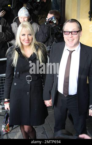 Le comédien Vic Reeves participe aux South Bank Show Awards au Dorchester Hotel, Londres, 012610. Banque D'Images