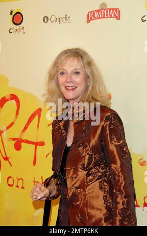 Blythe Danner à la fête de lancement de la NOUVELLE série télévisée, ÒSpainÉon The Road Again,Ó qui fait ses débuts dans Primetime sur les stations de PBS avec Gwyneth Paltrow, Mario Batali, Mark Bittman et l'actrice espagnole Claudia Bassols Banque D'Images