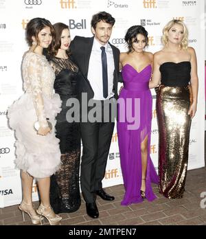 Selena Gomez, Rachel Korine, James Franco, Vanessa Hudgens et Ashley Benson à la première de 'Spring Breakers' pendant le Festival international du film de Toronto. Toronto, ONT. 7th septembre 2012. Banque D'Images