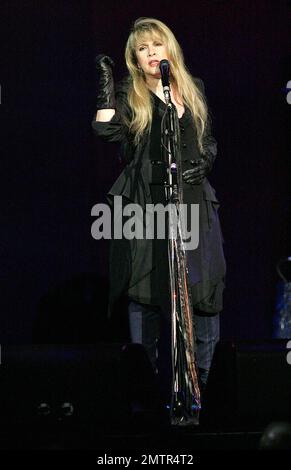 Stevie Nicks, chanteur et compositeur, se produit en concert au Seminole Hard Rock Hotel & Casino. Hollywood, Floride. 6/7/08. Banque D'Images