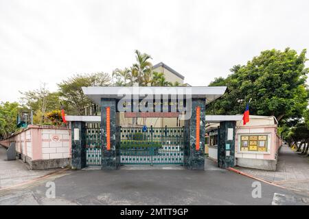 Taipei, 1 2023 JANVIER - vue imprenable sur la porte de l'école secondaire des premières filles de Taipei Banque D'Images