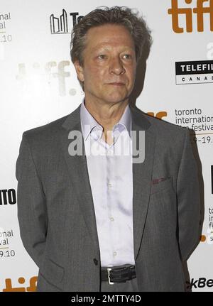 Chris Cooper arrive à la première du « conspirateur » qui a eu lieu au Roy Thomson Hall pendant le Festival international du film de Toronto 35th. Toronto, ONT. 09/11/10. Banque D'Images