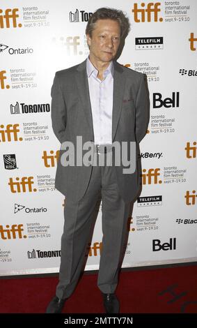 Chris Cooper arrive à la première du « conspirateur » qui a eu lieu au Roy Thomson Hall pendant le Festival international du film de Toronto 35th. Toronto, ONT. 09/11/10. Banque D'Images
