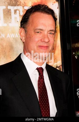 Tom Hanks arrive à la première des minisères HBO, 'The Pacific', au Grauman's Chinese Theatre. Los Angeles, Californie. 02/24/10. Banque D'Images