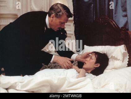 Anna Karenina Année : 1996 USA Directeur : Bernard Rose Sophie Marceau, James Fox Banque D'Images