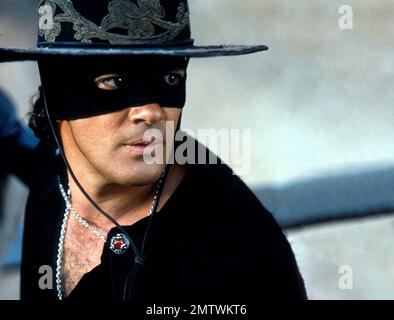 Le masque de Zorro année: 1998 Etats-Unis Directeur: Martin Campbell Antonio Banderas Banque D'Images