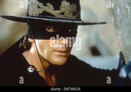 Le masque de Zorro année: 1998 Etats-Unis Directeur: Martin Campbell Antonio Banderas Banque D'Images