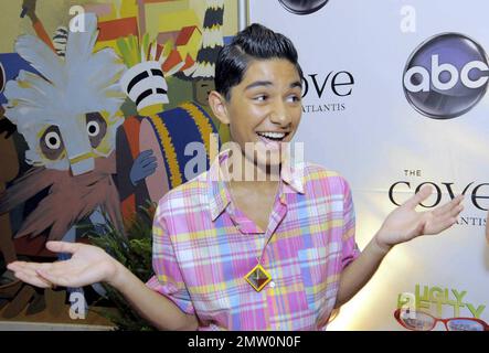 EXCLUSIF !! Mark Indelicato à l'événement de première saison 4 de l'ABC, Ugly Betty, à Atlantis, sur Paradise Island. Nassau, Bahamas. 10/3/09. Banque D'Images