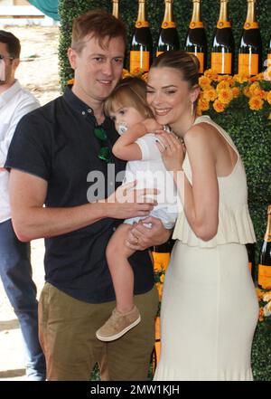 Kyle Newman, James Newman et Jaime King assistent à la Polo Classic annuelle 6th de veuve Clicquot, qui s'est tenue dans le parc historique de l'État Will Rogers, à Pacific Palisades, en Californie, sur 17 octobre 2015. Banque D'Images