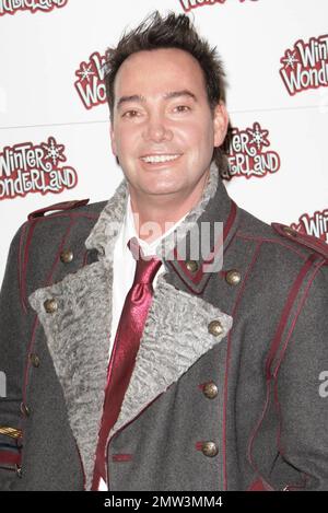 Danseuse Craig Revel Horwood au lancement VIP de Winter Wonderland de Hyde Park, qui bénéficie de lumières festives et d'une patinoire. Londres, Royaume-Uni. 11/18/10. Banque D'Images