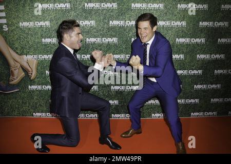 Zac Efron et Adam Devine à la première australienne des dates de mariage « mike et Dave Need » à Sydney, en Australie. 6th juillet 2016. Banque D'Images