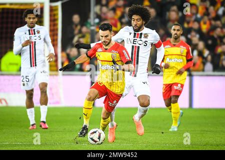 Adrien THOMASSON de Lens et DANTE de Nice pendant le championnat français Ligue 1 match de football entre RC Lens et OGC Nice sur 1 février 2023 au stade Bolaert-Delelis de Lens, France - photo Matthieu Mirville / DPPI Banque D'Images