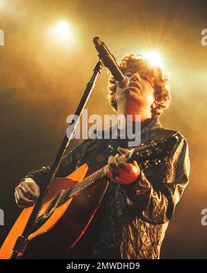 Milan, Italie, 01st février 2023. Le groupe de rock indépendant britannique The Kooks se produit en direct à fabrique à Milan. Crédits: Maria Laura Arturi/Alamy Live News Banque D'Images