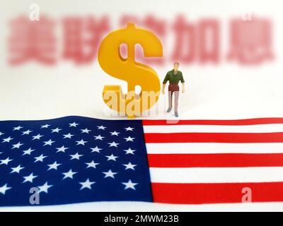 SUQIAN, CHINE - 2 FÉVRIER 2023 - illustration : hausse des taux de la réserve fédérale AMÉRICAINE, Suqian, Jiangsu, Chine, 2 février, 2023. Président de la FED, Jerome Powell sa Banque D'Images
