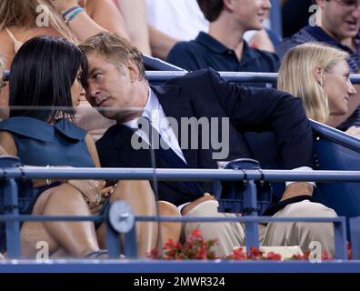 , États-unis d'Amérique. 27 Aug, 2012.  splash Alec Baldwin Hilaria Thomas FL23  US Open Day1  082712 01.JPG NEW YORK, NY - 27 août : le golfeur Sergio Garcia à l'US Open assister à la première journée de l'US Open 2012 à USTA Billie Jean King National Tennis Center le 27 août 2012 dans le quartier de rinçage de la Queens Borough de la ville de New York. ( Credit : tempêtes Media Group/Alamy Live News Banque D'Images