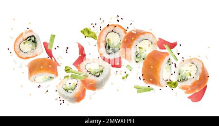 Délicieux petits pains à sushis et ingrédients sur fond blanc Banque D'Images