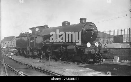 Ancien LBSCR Marsh Atlantique 4-4-2 comme BR 32424 'Beachy Head' à Brighton vers octobre 1952 Banque D'Images