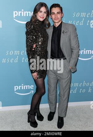 CULVER CITY, LOS ANGELES, CALIFORNIE, ÉTATS-UNIS - FÉVRIER 01 : L'actrice américaine Alison Brie portant le Balmain et son mari/acteur et cinéaste américain Dave Franco arrive à la première de Los Angeles de la vidéo Amazon Prime « Somebody I Used to Know », qui s'est tenue au Culver Theatre sur 1 février 2023 à Culver City, Los Angeles, Californie, États-Unis. (Photo de Xavier Collin/image Press Agency) Banque D'Images