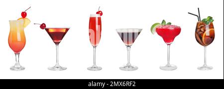 Ensemble de délicieux cocktails alcoolisés sur fond blanc. Bannière Banque D'Images