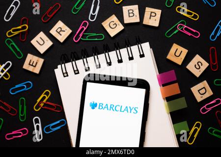 Sur cette photo, un logo Barclays apparaît sur un smartphone. (Photo de Mateusz Slodkowski / SOPA Images / Sipa USA) Banque D'Images